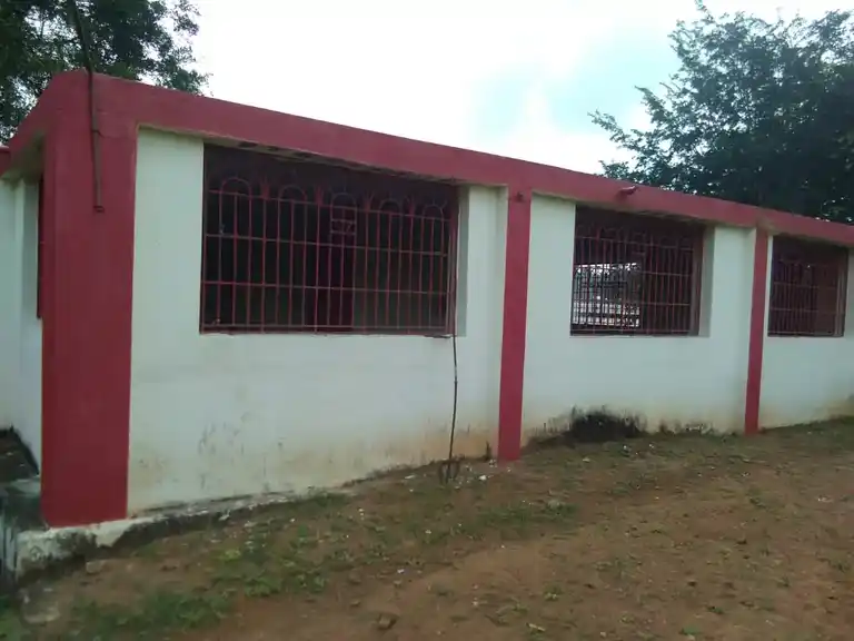 Arulmigu Karurmariyamman Temple, Ajjanahalli - 636813 அருள்மிகு கரூர் மாரியம்மன் திருக்கோயில், அஜ்ஜனஹள்ளி - 636813, Dharmapuri - Ancient Temple Architecture and History Image 5