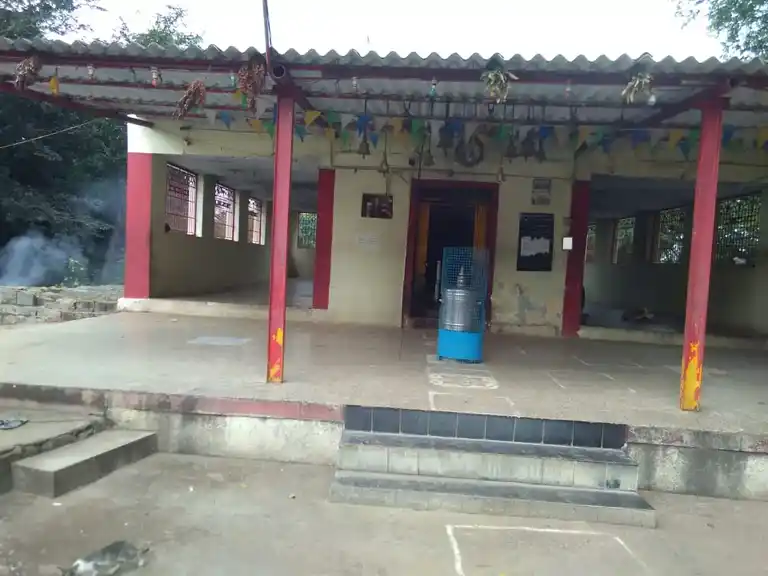 Arulmigu Karurmariyamman Temple, Ajjanahalli - 636813 அருள்மிகு கரூர் மாரியம்மன் திருக்கோயில், அஜ்ஜனஹள்ளி - 636813, Dharmapuri - Ancient Temple Architecture and History Image 6