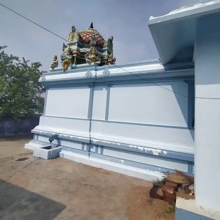 Arulmigu Karuvandarayar Temple, Chinnarakavundanvalasu - 624618 அருள்மிகு கருவண்டராயர் திருக்கோயில், Chinnarakavundanvalasu - 624618, Dindigul - Ancient Temple Architecture and History Image 2