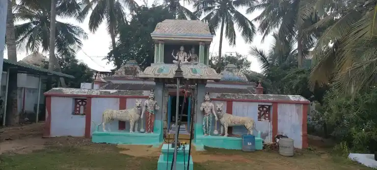 Arulmigu Karuvannarayar Temple, Surampatti - 638009 Temple