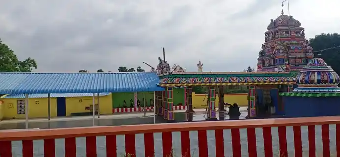 Arulmigu Karvudaiya Ayyanar Temple, Kumarapatti - 630561 அருள்மிகு கருவுடைய அய்யனார் திருக்கோயில், Kumarapatti - 630561, Sivagangai - Ancient Temple Architecture and History Image 2