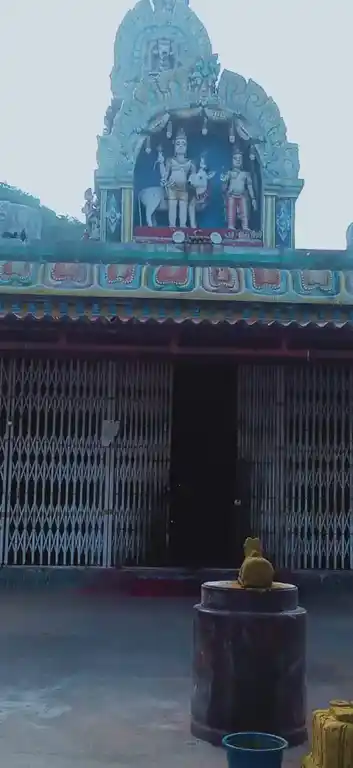 Arulmigu Kaseeswarar Basuveswarar Temple, Avalnattam - 635121 அருள்மிகு காசீஸ்வரர் பசுவேஸ்வரர் திருக்கோயில், ஆவல்நத்தம் - 635121, Krishnagiri - Ancient Temple Architecture and History Image 2