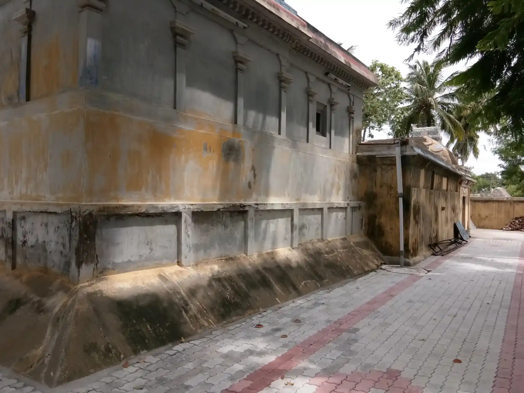 Arulmigu Kasi Vishwanathar And Rajagopalaswamy Temple, Umayalpuram - 614203 Arulmigu Kasi Vishwanathar and Rajagopalaswamy Temple, Umayalpuram - 614203, Thanjavur - Ancient Temple Architecture and History Image 4