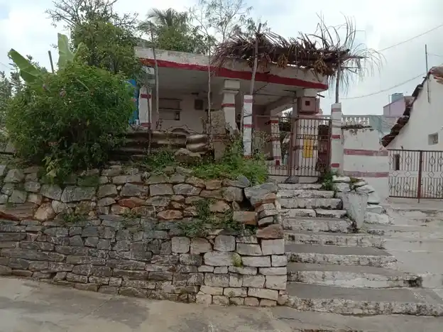 Arulmigu Kasi Vishwanathar Temple, Avalapalli - 635109 அருள்மிகு காசி விஸ்வநாதர் திருக்கோயில், Avalapalli - 635109, Krishnagiri - Ancient Temple Architecture and History Image 5