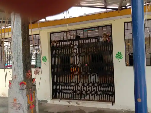 Arulmigu Kasi Vishwanathar Temple, Gooliganappalli - 635103 அருள்மிகு காசி விஸ்வநாதர் திருக்கோயில், Gooliganappalli - 635103, Krishnagiri - Ancient Temple Architecture and History Image 3