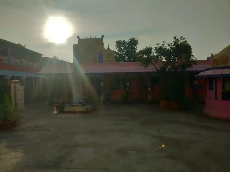 Arulmigu Kasi Vishwanathar Temple, Shoolagiri - 635117 அருள்மிகு காசி விஸ்வநாதசாமி திருக்கோயில், Shoolagiri - 635117, Krishnagiri - Ancient Temple Architecture and History Image 4