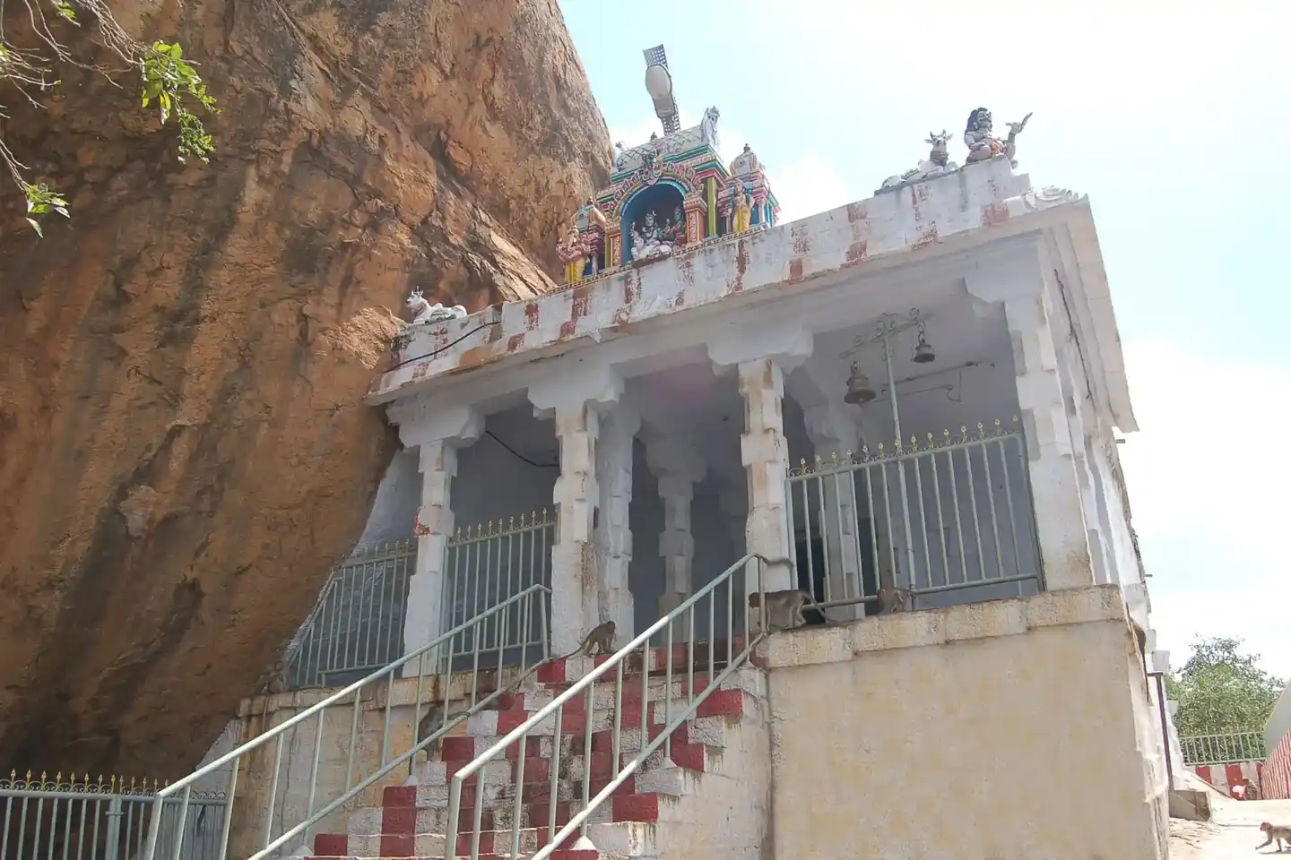 Arulmigu Kasi Visvanathan Temple, Thirupparankundram - 625005