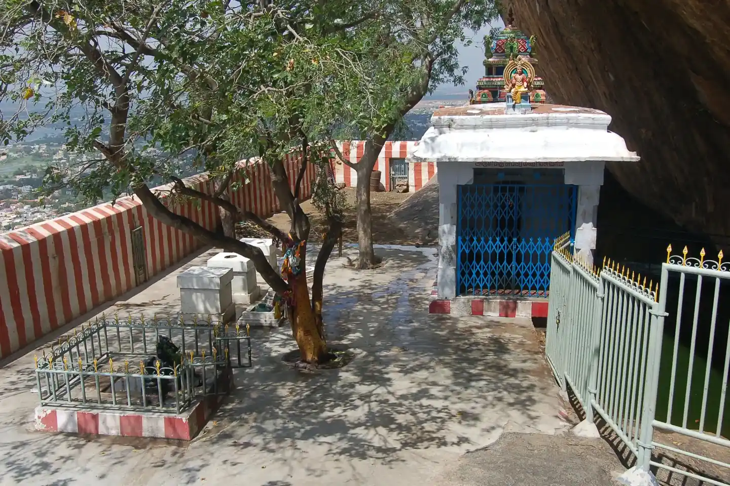 Arulmigu Kasi Visvanathan Temple, Thirupparankundram - 625005 அருள்மிகு காசி விசுவநாதன் திருக்கோயில், திருப்பரங்குன்றம் - 625005, Madurai - Ancient Temple Architecture and History Image 2