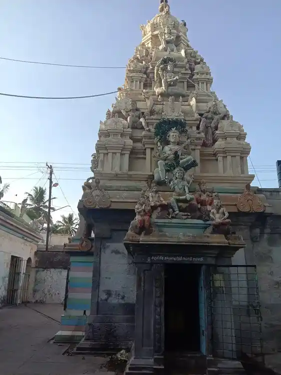 Arulmigu Kasi Visvanathar Temple, Pudhupettai, Thorapadi - 607108 அருள்மிகு காசி விஸ்வநாதர் திருக்கோயில், புதுப்பேட்டை, தொரபாடி - 607108, Cuddalore - Ancient Temple Architecture and History Image 6