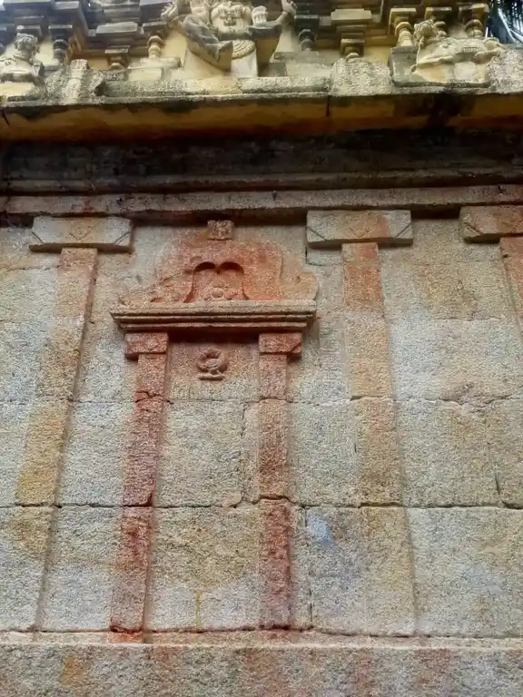 Arulmigu Kasi Viswanadhasamy Temple, Ananthapadmanabapuram, Kadukarai - 629855 அருள்மிகு காசிவிஸ்வநாதசாமி திருக்கோயில், Ananthapadmanabapuram, Kadukarai - 629855, Kanyakumari - Ancient Temple Architecture and History Image 2