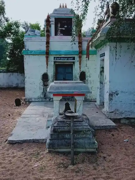 Arulmigu Kasi Viswanathar Temple, Arasankuppam - 604410 அருள்மிகு காசிவிஸ்வநாதர், முத்து விநாயகர் திருக்கோயில், Arasankuppam - 604410, Tiruvannamalai - Ancient Temple Architecture and History Image 3