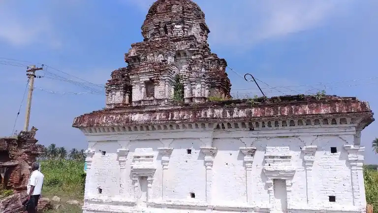 Arulmigu Kasi Viswanathar Temple, Sivvadi - 636807 அருள்மிகு காசிவிஸ்வநாதர் திருக்கோயில், Sivvadi - 636807, Dharmapuri - Ancient Temple Architecture and History Image 2