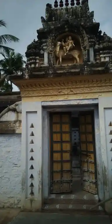 Arulmigu Kasi Viswanathar Temple, Thurugam Vannankulam, Thurugam Vannankulam - 632301