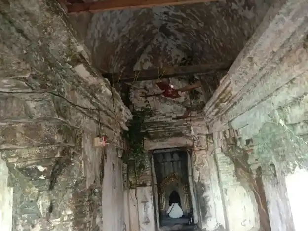 Arulmigu Kasimaharisi Temple, Keelathiruppanthuruthi - 613103 அருள்மிகு காசிமகரிஷி திருக்கோயில், Keelathiruppanthuruthi - 613103, Thanjavur - Ancient Temple Architecture and History Image 3