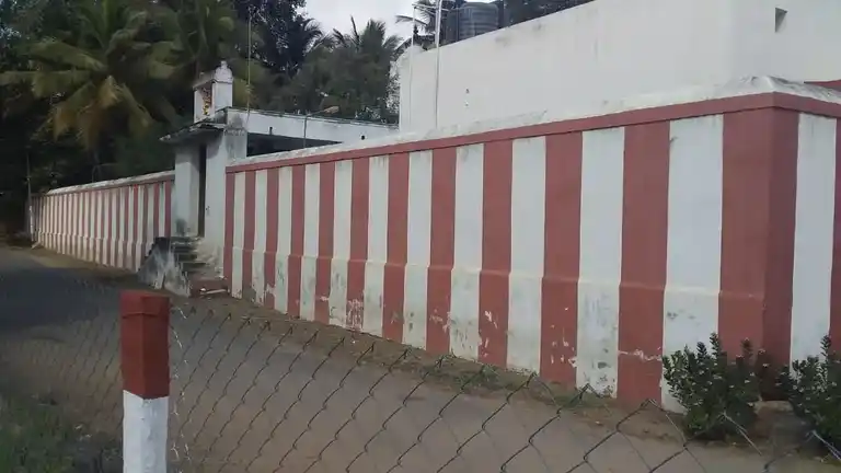 Arulmigu Kasivishwanathaswamy Temple, Rajapuram - 639201 அருள்மிகு காசிவிசுவநாதசுவாமி திருக்கோயில், Rajapuram - 639201, Karur - Ancient Temple Architecture and History Image 2