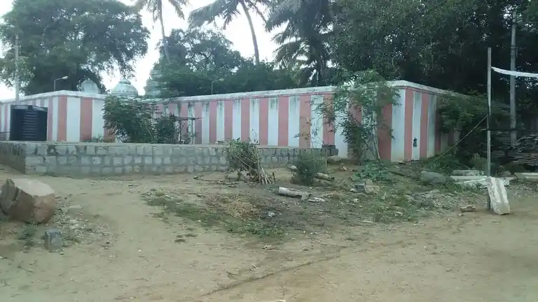 Arulmigu Kasivishwanathaswamy Temple, Rajapuram - 639201 அருள்மிகு காசிவிசுவநாதசுவாமி திருக்கோயில், Rajapuram - 639201, Karur - Ancient Temple Architecture and History Image 3