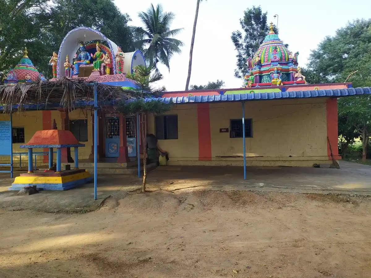 Arulmigu Kasivisuwanathar Temple, Kalugondapalli - 635114 அருள்மிகு காசிவிஸ்வநாதர் திருக்கோயில், கலுகொண்டப்பள்ளி - 635114, Krishnagiri - Ancient Temple Architecture and History Image 2