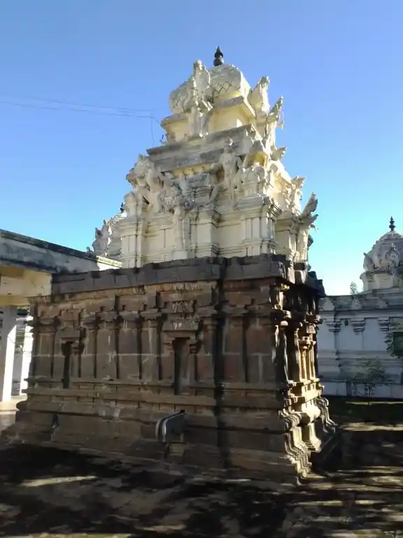 Arulmigu Kasivisvanathar Temple, Semmedu - 607106 அருள்மிகு காசி விஸ்வநாதர் திருக்கோயில், செம்மேடு - 607106, Cuddalore - Ancient Temple Architecture and History Image 3