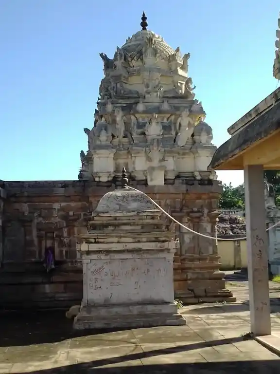 Arulmigu Kasivisvanathar Temple, Semmedu - 607106 அருள்மிகு காசி விஸ்வநாதர் திருக்கோயில், செம்மேடு - 607106, Cuddalore - Ancient Temple Architecture and History Image 7
