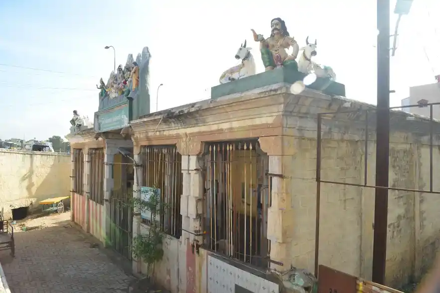 Arulmigu Kasivisvanathar Temple, Simmakal, Madurai - 625001 அருள்மிகு காசிவிஸ்வநாதர் திருக்கோயில், சிம்மக்கல், மதுரை - 625001, Madurai - Ancient Temple Architecture and History Image 2