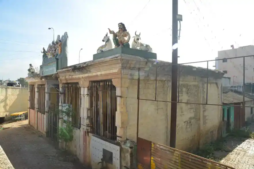 Arulmigu Kasivisvanathar Temple, Simmakal, Madurai - 625001 அருள்மிகு காசிவிஸ்வநாதர் திருக்கோயில், சிம்மக்கல், மதுரை - 625001, Madurai - Ancient Temple Architecture and History Image 4
