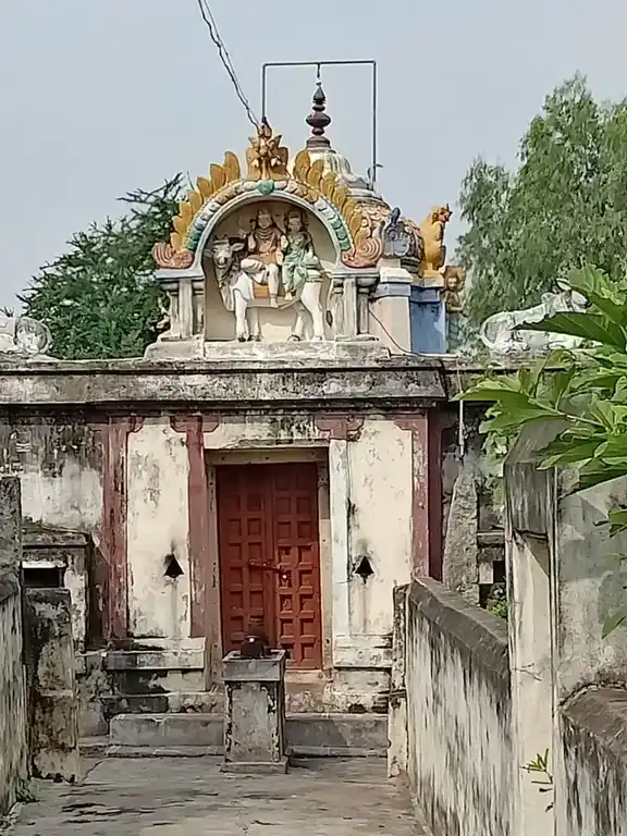 Arulmigu Kasiviswanadhar Temple, Manaloorpettai - 605754 அருள்மிகு காசிவிஸ்வநாதர் திருக்கோயில், Manaloorpettai - 605754, Kallakurichi - Ancient Temple Architecture and History Image 3