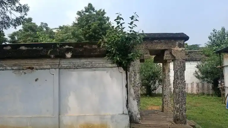 Arulmigu Kasiviswanatha Swamy Temple, Papanchattiram - 600123 அருள்மிகு காசிவிஸ்வநாதசுவாமி திருக்கோயில், Papanchattiram - 600123, Tiruvallur - Ancient Temple Architecture and History Image 4