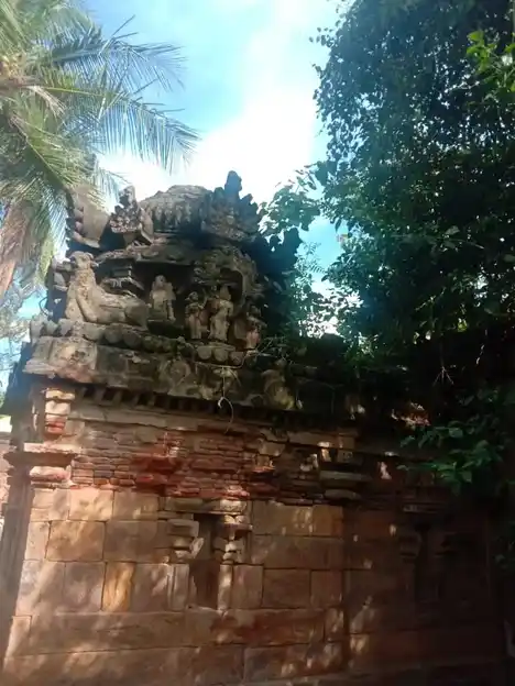 Arulmigu Kasiviswanatha Swamy Temple, Rajamadam - 614701 அருள்மிகு காசிவிஸ்வநாத சுவாமி திருக்கோயில், Rajamadam - 614701, Thanjavur - Ancient Temple Architecture and History Image 3