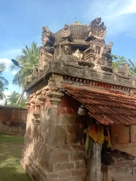 Arulmigu Kasiviswanatha Swamy Temple, Rajamadam - 614701 அருள்மிகு காசிவிஸ்வநாத சுவாமி திருக்கோயில், Rajamadam - 614701, Thanjavur - Ancient Temple Architecture and History Image 10