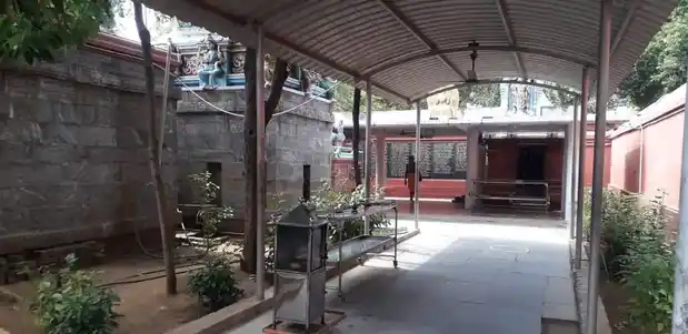 Arulmigu Kasiviswanathar Temple and Sadasiva Birammendhirall Adhistanam, Nerur, Manmangalam Taluk - 639004 அருள்மிகு காசிவிஸ்வநாதர் திருக்கோயில் மற்றும் சதாசிவ பிரம்மேந்திராள் அதிஷ்டானம், நெரூர், மண்மங்களம் வட்டம் - 639004, Karur - Ancient Temple Architecture and History Image 4