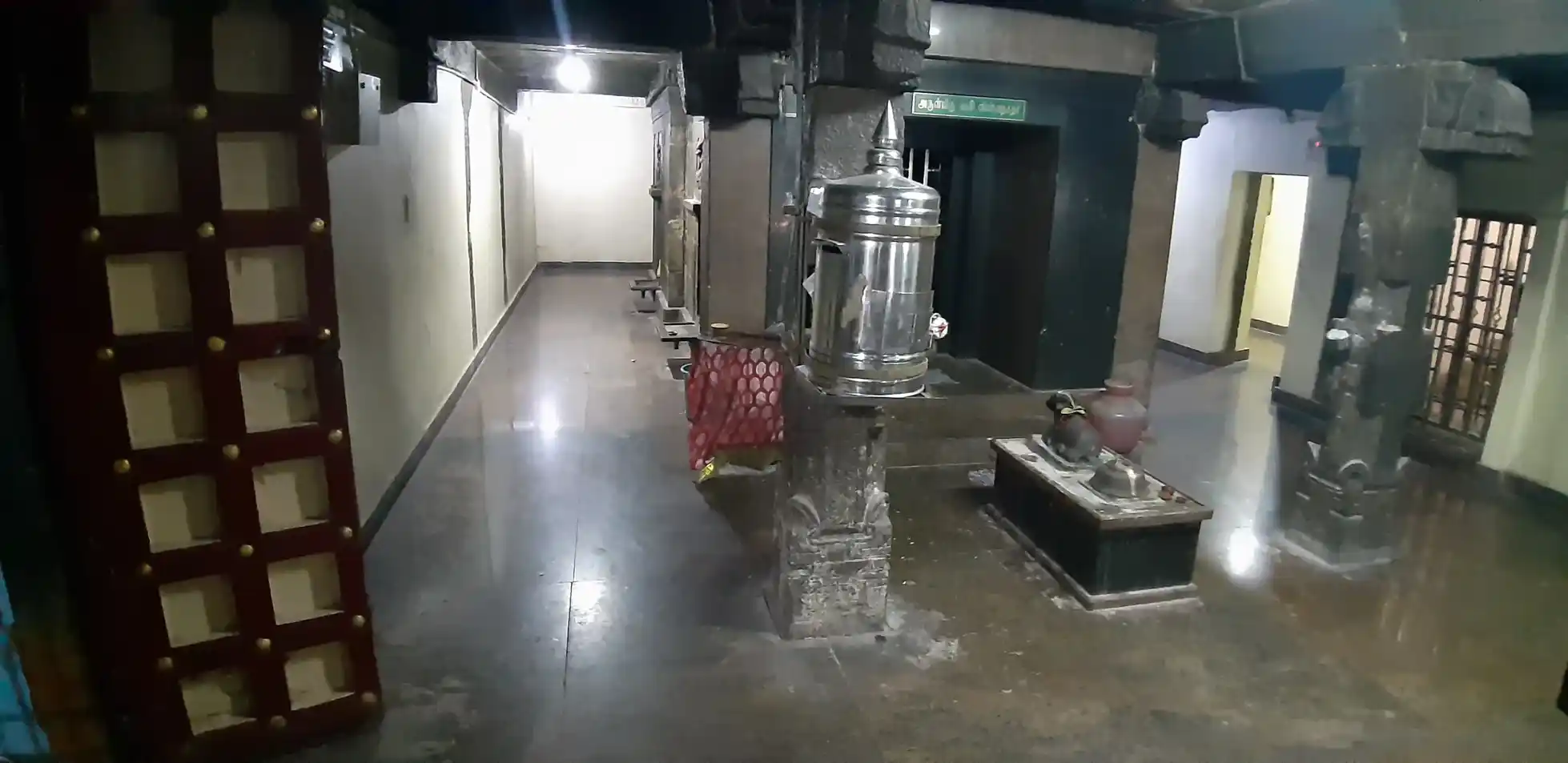 Arulmigu Kasiviswanathar Temple, Beripet, Vellore - 632004 அருள்மிகு காசி விசுவநாத சுவாமி திருக்கோயில், பெரிபேட்டை, வேலூர் - 632004, Vellore - Ancient Temple Architecture and History Image 3