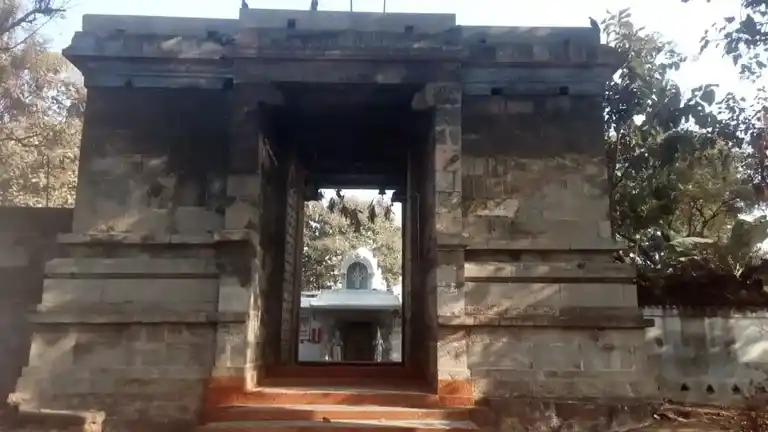 Arulmigu Kasiviswanathar Temple, Mel Monavur, Vellore - 632010