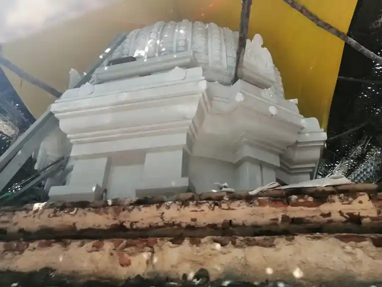 Arulmigu Kasiviswanathar Temple, Moonjurpattu - 632057 அருள்மிகு காசிவிஸ்வநாதர் திருக்கோயில், மூஞ்சூர்பட்டு - 632057, Vellore - Ancient Temple Architecture and History Image 3