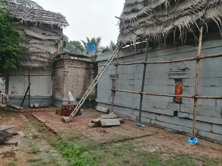 Arulmigu Kasiviswanathar Temple, Moonjurpattu - 632057 அருள்மிகு காசிவிஸ்வநாதர் திருக்கோயில், மூஞ்சூர்பட்டு - 632057, Vellore - Ancient Temple Architecture and History Image 5