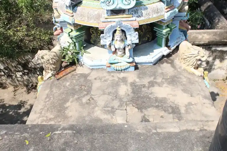 Arulmigu Kasiviswanathar Temple, Nachiyar Koil, Samuthinarkudi - 612602 Arulmigu Kasiviswanathar Temple, Nachiyar Koil, சமுத்தினார்க்குடி - 612602, Thanjavur - Ancient Temple Architecture and History Image 4