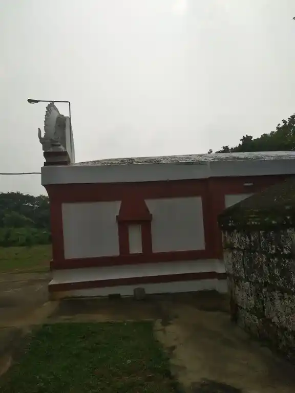 Arulmigu Kasiviswanathar Temple, Near Vao Office, Madarpakkam - 601201 அருள்மிகு காசி விஸ்வநாதர் திருக்கோயில், Near Vao Office, Madarpakkam - 601201, Tiruvallur - Ancient Temple Architecture and History Image 4