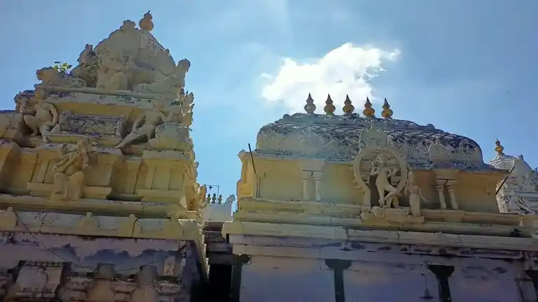 Arulmigu Kasiviswanathar Temple, Thesur - 604501