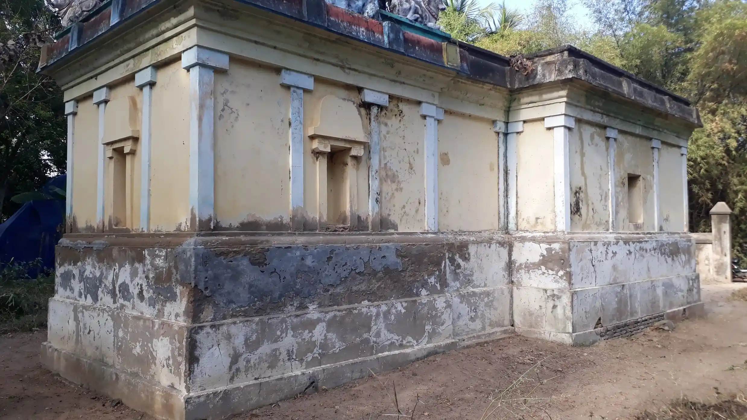 Arulmigu Kasiviswanathar Temple, Vaigal - 612201 அருள்மிகு காசிவிஸ்வநாதசுவாமி திருக்கோயில், Vaigal - 612201, Mayiladuthurai - Ancient Temple Architecture and History Image 2