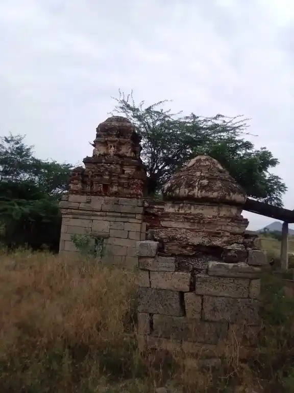 Arulmigu Kasiviswanatharswamy Temple, Aadhanour - 621010 Arulmigu kasiviswanatharswamy Temple, Aadhanour - 621010, Thiruchirappalli - Ancient Temple Architecture and History Image 3
