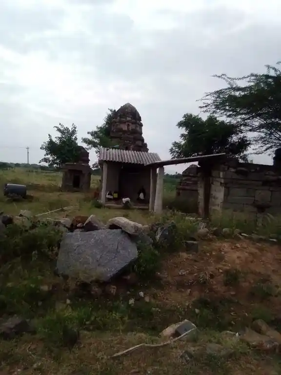 Arulmigu Kasiviswanatharswamy Temple, Aadhanour - 621010 Arulmigu kasiviswanatharswamy Temple, Aadhanour - 621010, Thiruchirappalli - Ancient Temple Architecture and History Image 5