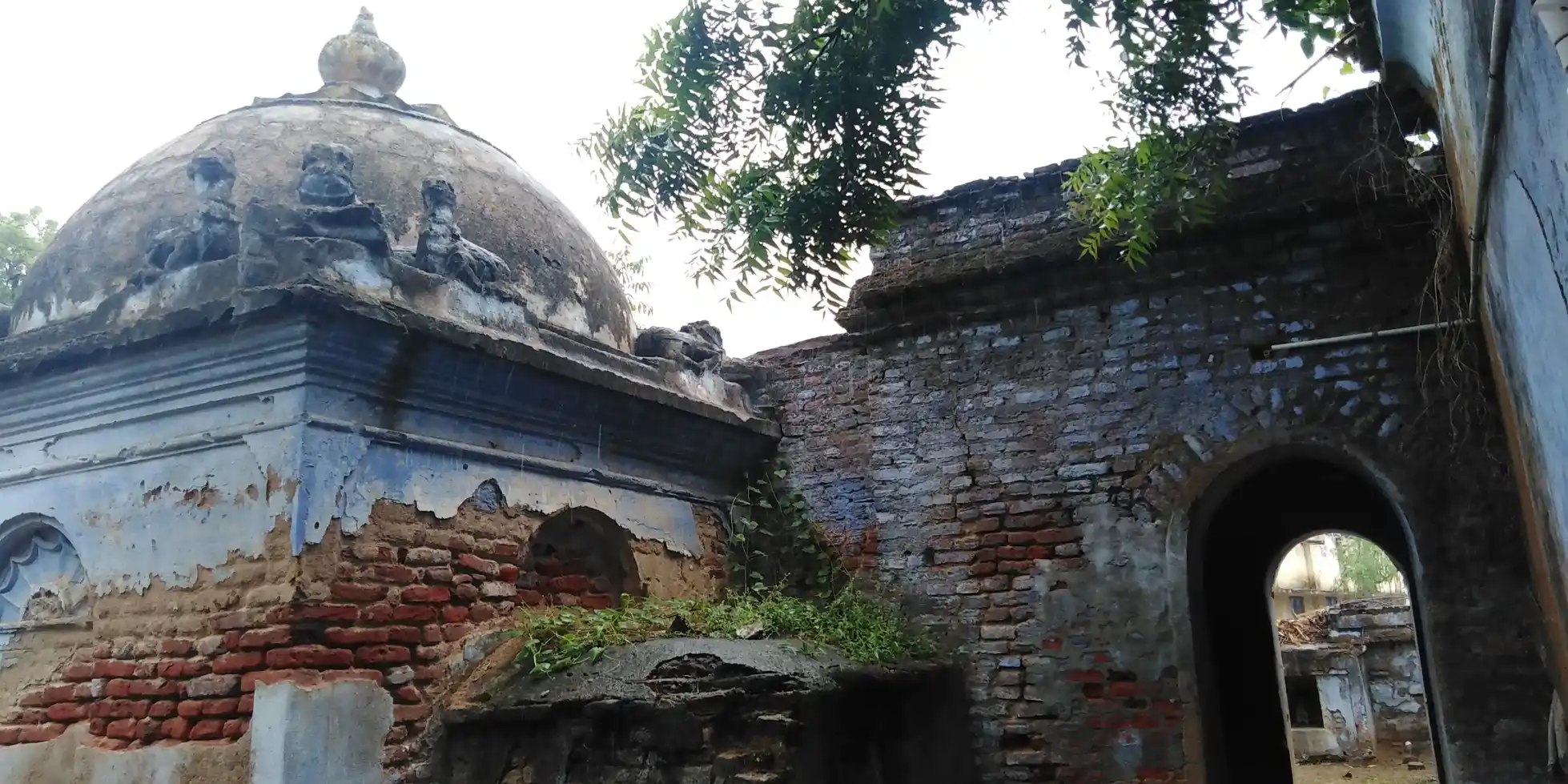 Arulmigu Kasiviswanathasamy And Visalatchiamman Temple, Keezhakallur - 627010 அருள்மிகு காசி விஸ்வநாதசுவாமி மற்றும் விசாலாட்சியம்மன் திருக்கோயில், கீழ்க்கல்லூர் - 627010, Tirunelveli - Ancient Temple Architecture and History Image 3