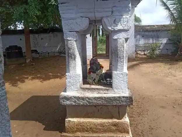 Arulmigu Kasiviswanather Tmeple, Andapuram - 637020 அருள்மிகு காசிவிஸ்வநாதர் திருக்கோயில், Andapuram - 637020, Namakkal - Ancient Temple Architecture and History Image 3