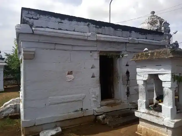 Arulmigu Kasiviswanather Tmeple, Andapuram - 637020 அருள்மிகு காசிவிஸ்வநாதர் திருக்கோயில், Andapuram - 637020, Namakkal - Ancient Temple Architecture and History Image 4