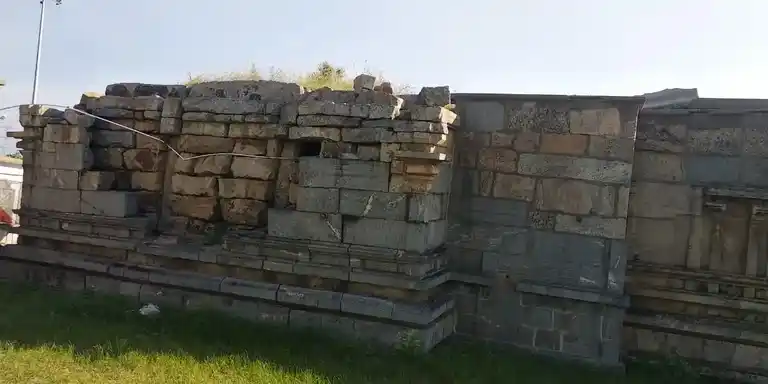 Arulmigu Kasiviswanathswamy Temple, Alunthur - 621651 Arulmigu Kasiviswanathswamy temple, Alunthur - 621651, Thiruchirappalli - Ancient Temple Architecture and History Image 2