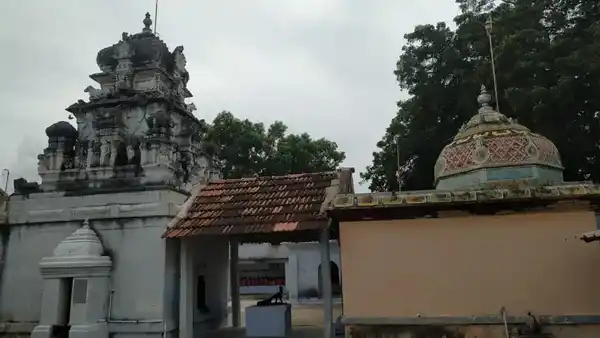 Arulmigu Kasiwishvanathar Temple, Oduvankurichi - 637406 அருள்மிகு காசிவிஸ்வநாதர் திருக்கோயில், ஒடுவன்குறிச்சி - 637406, Namakkal - Ancient Temple Architecture and History Image 3