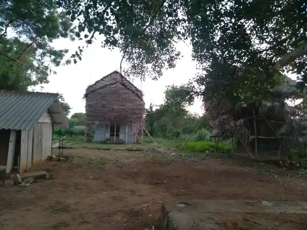 Arulmigu Kasthuriyamman Temple, Palaya Gandarvakkottai - 613301 அருள்மிகு கஸ்துhரி அம்மன் திருக்கோயில், Palaya Gandarvakkottai - 613301, Pudukkottai - Ancient Temple Architecture and History Image 5