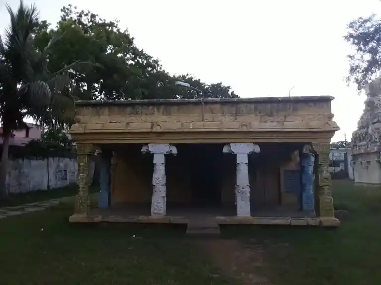 Arulmigu Kathalinarasingaperumal Temple, Ammainayakanur - 624201