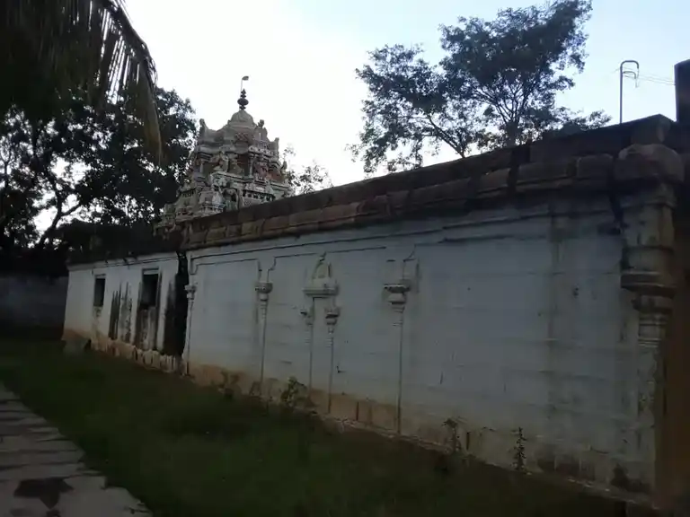 Arulmigu Kathalinarasingaperumal Temple, Ammainayakanur - 624201 அருள்மிகு கதலிநரசிங்கப்பெருமாள் திருக்கோயில், அம்மைநாயகனூர் - 624201, Dindigul - Ancient Temple Architecture and History Image 2