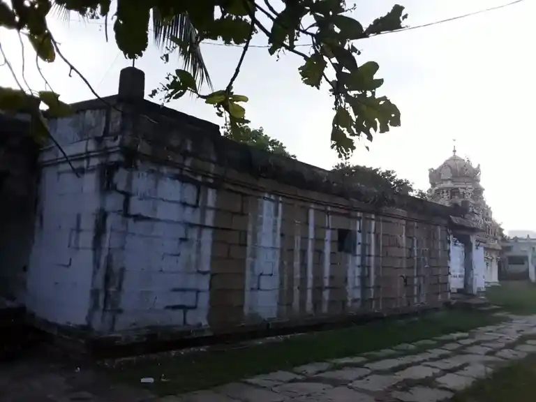 Arulmigu Kathalinarasingaperumal Temple, Ammainayakanur - 624201 அருள்மிகு கதலிநரசிங்கப்பெருமாள் திருக்கோயில், அம்மைநாயகனூர் - 624201, Dindigul - Ancient Temple Architecture and History Image 4