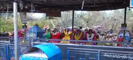 Arulmigu Kathamaravar Iyanar Kaliyamman Temple, Avudaiyarkovil - 614616 அருள்மிகு காதமறவர் காளியம்மன் திருக்கோயில், கீழ்காத்தி, அறந்தாங்கி வட்டம் - 614616, Pudukkottai - Ancient Temple Architecture and History Image 2